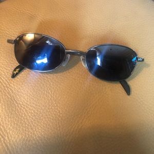 Moui sunglasses good condition